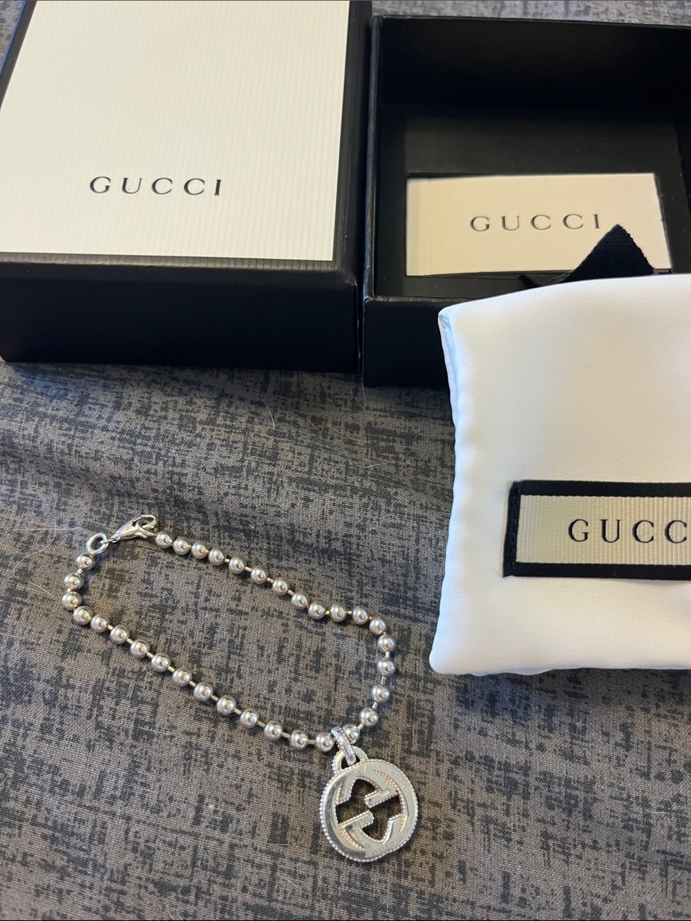 Gucci Silver Beaded Bracelet with Interlocking G Charm